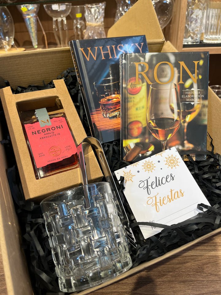 Box 8 piezas, Libro RON Y WHISKY