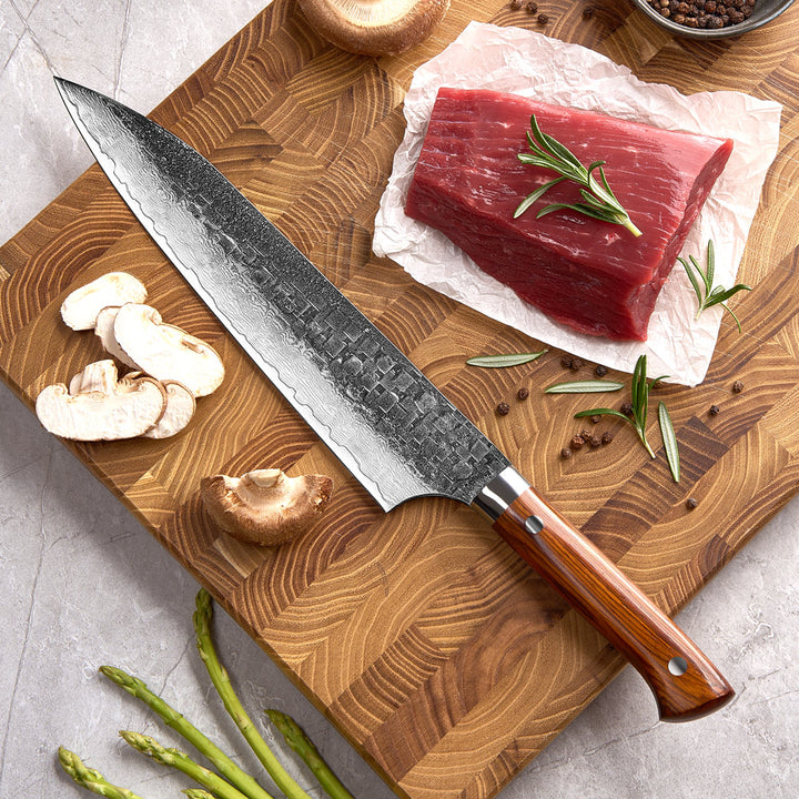 Cuchillo Chef #8 Japones, 67 capas de acero Damasco forjado