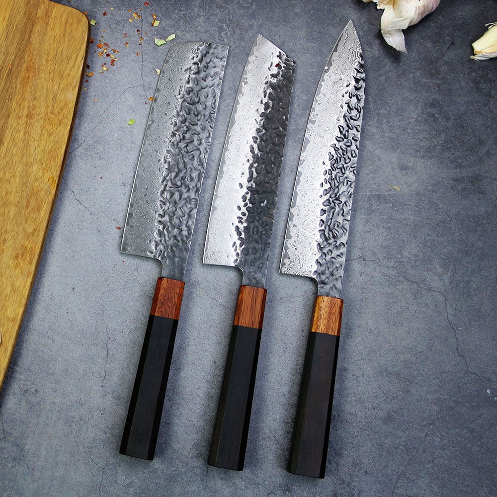 Cuchillo Chef 8, 67 capas Damasco, acabado de martillo Korouchi.