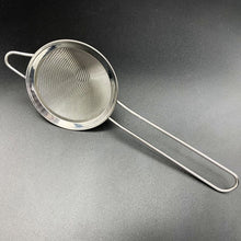 Cargar imagen en el visor de la galería, Colador cónico de acero inoxidable de malla Premium
