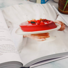 Cargar imagen en el visor de la galería, La escuela de pastelería. Le Cordon Bleu®