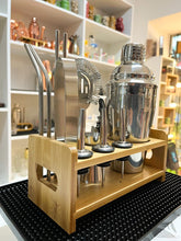 Cargar imagen en el visor de la galería, kit 11pzs de camareros, agitadores de bebidas de acero inox con soporte de madera.