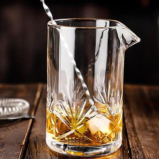 MIXING GLASS 700ml. Vaso mezclador diseño tallado.