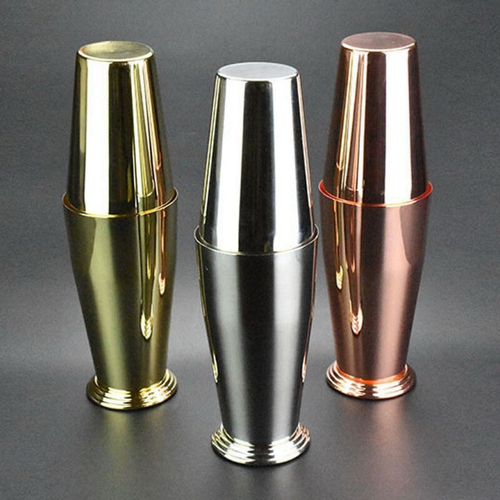 Coctelera Boston de acero inoxidable 28/20oz con base escalonada.