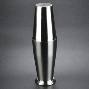 Coctelera Boston de acero inoxidable 28/20oz con base escalonada.