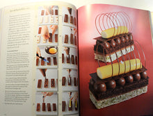 Cargar imagen en el visor de la galería, PATISSERIE - William y Suzue.